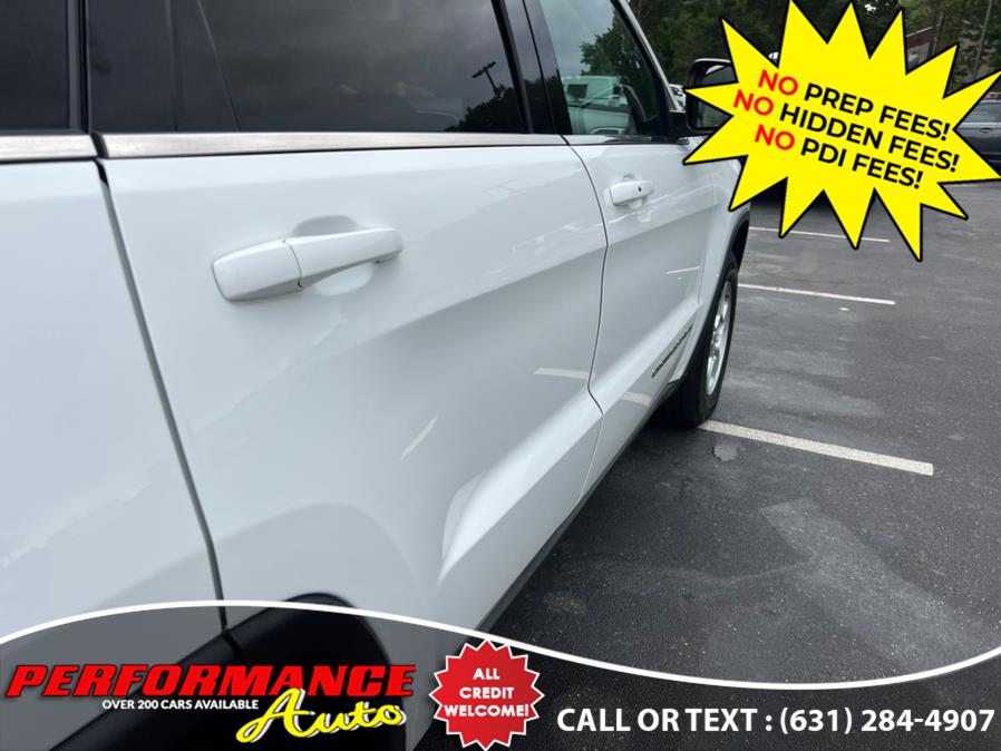 2014 Jeep Grand Cherokee 4WD 4dr Laredo, available for sale in Bohemia, New York | Performance Auto Inc. Bohemia, New York 2014 Jeep Grand Cherokee 4WD 4dr Laredo, available for sale in Bohemia, New York | Performance Auto Inc. Bohemia, New York