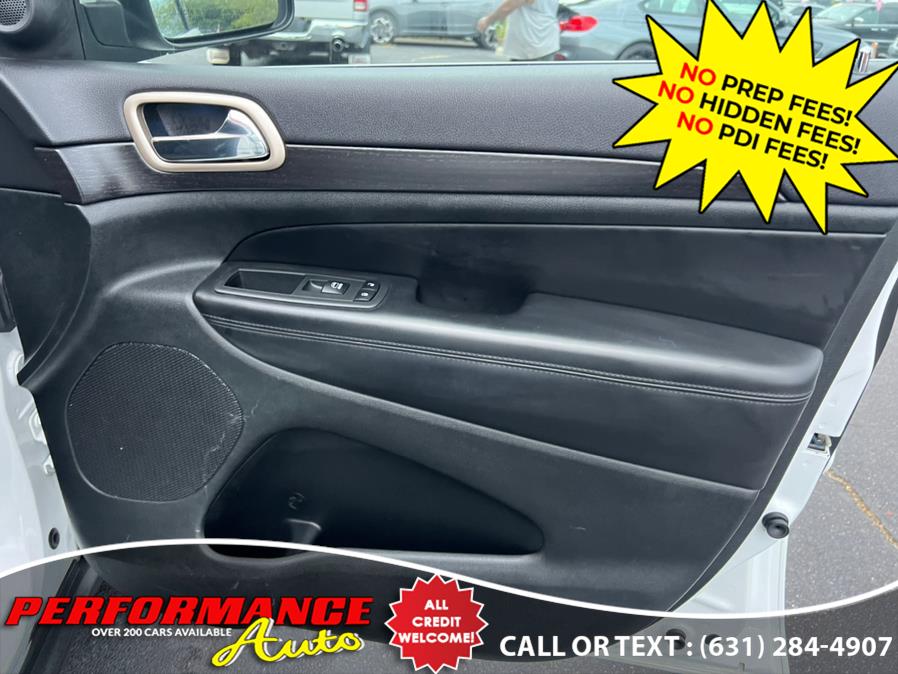 2014 Jeep Grand Cherokee 4WD 4dr Laredo, available for sale in Bohemia, New York | Performance Auto Inc. Bohemia, New York 2014 Jeep Grand Cherokee 4WD 4dr Laredo, available for sale in Bohemia, New York | Performance Auto Inc. Bohemia, New York