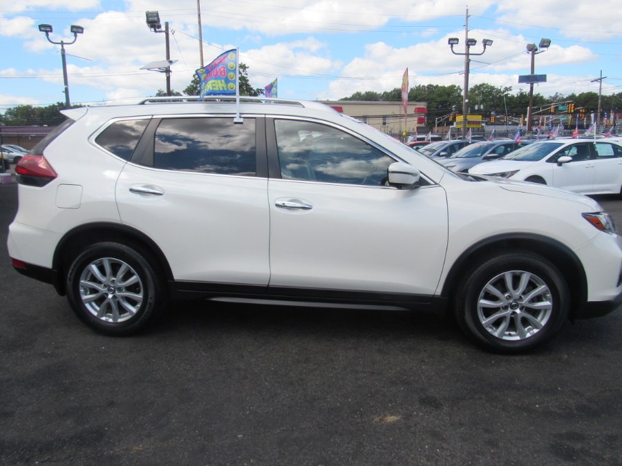 2018 Nissan Rogue FWD SV, available for sale in Irvington, New Jersey | NJ Used Cars Center. Irvington, New Jersey 2018 Nissan Rogue FWD SV, available for sale in Irvington, New Jersey | NJ Used Cars Center. Irvington, New Jersey