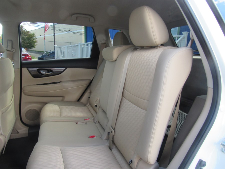 2018 Nissan Rogue FWD SV, available for sale in Irvington, New Jersey | NJ Used Cars Center. Irvington, New Jersey 2018 Nissan Rogue FWD SV, available for sale in Irvington, New Jersey | NJ Used Cars Center. Irvington, New Jersey