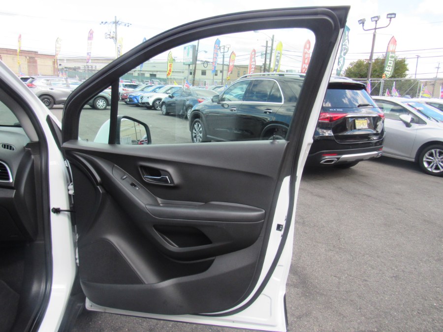 Used Chevrolet Trax AWD 4dr LT 2019 | NJ Used Cars Center. Irvington, New Jersey Used Chevrolet Trax AWD 4dr LT 2019 | NJ Used Cars Center. Irvington, New Jersey
