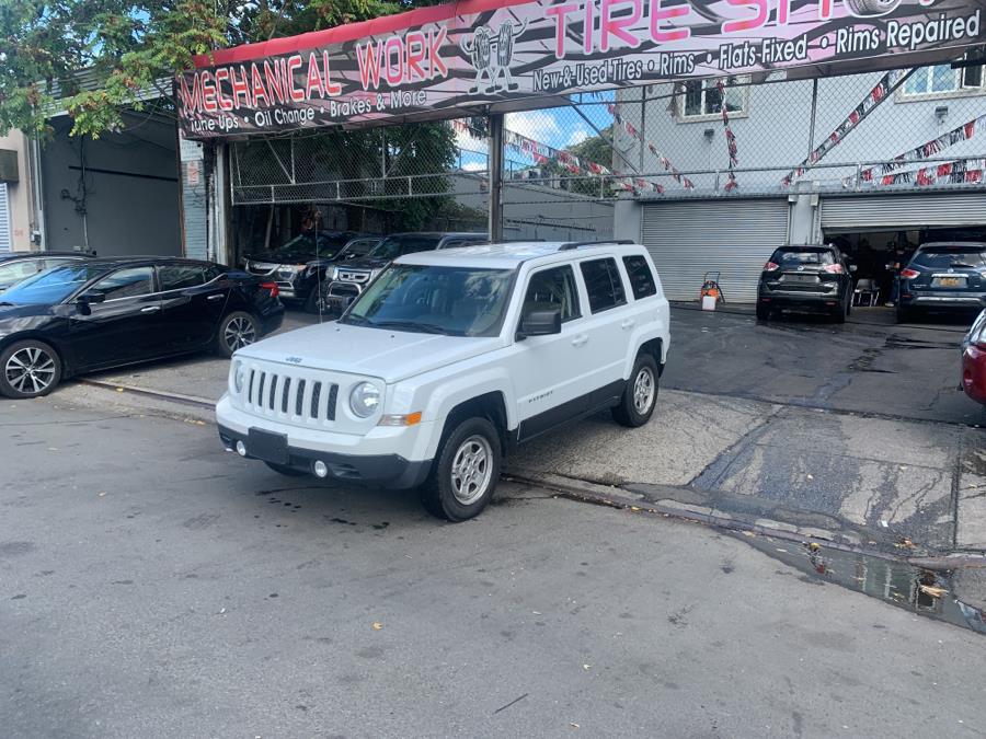 Used Jeep Patriot 4WD 4dr Altitude Edition 2015 | Rubber Bros Auto World. Brooklyn, New York Used Jeep Patriot 4WD 4dr Altitude Edition 2015 | Rubber Bros Auto World. Brooklyn, New York