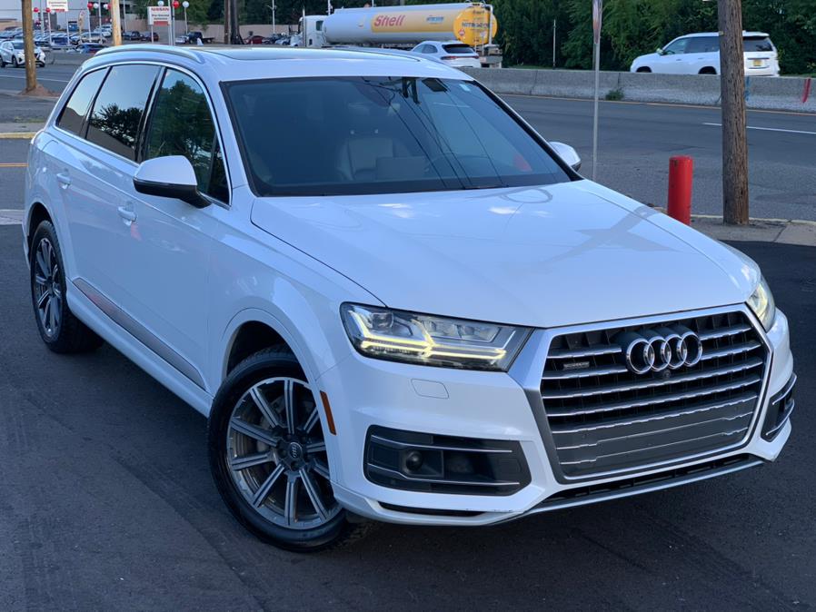 Used Audi Q7 3.0 TFSI Premium Plus 2017 | Champion Auto Hillside. Hillside, New Jersey Used Audi Q7 3.0 TFSI Premium Plus 2017 | Champion Auto Hillside. Hillside, New Jersey