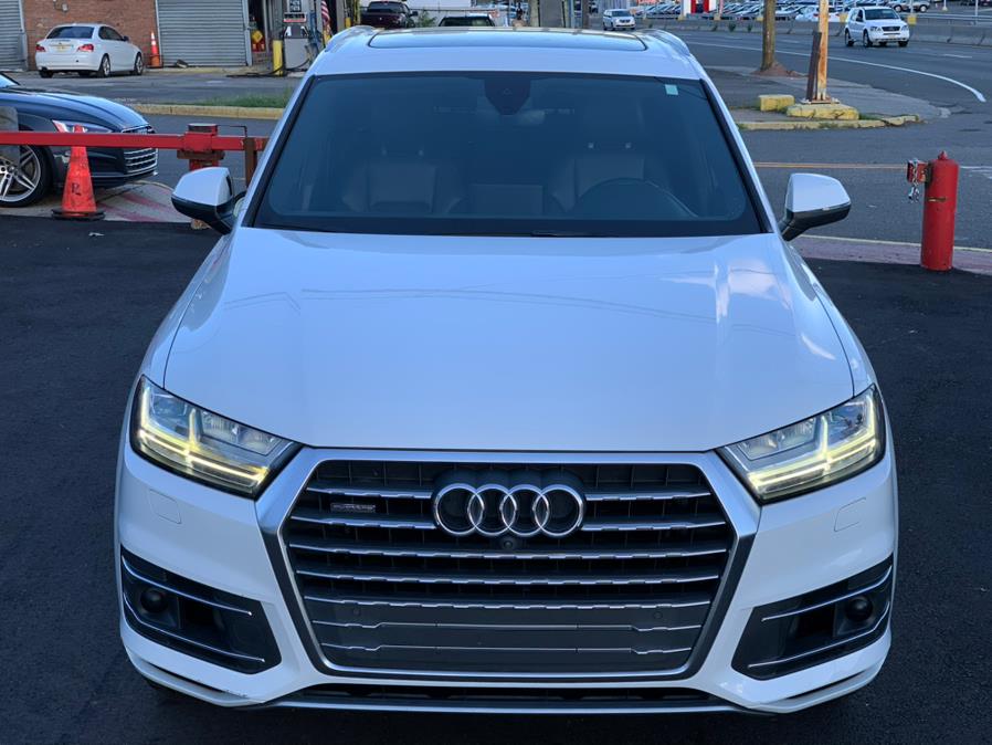 Used Audi Q7 3.0 TFSI Premium Plus 2017 | Champion Auto Hillside. Hillside, New Jersey Used Audi Q7 3.0 TFSI Premium Plus 2017 | Champion Auto Hillside. Hillside, New Jersey