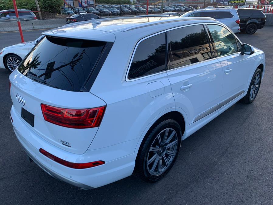 Used Audi Q7 3.0 TFSI Premium Plus 2017 | Champion Auto Hillside. Hillside, New Jersey Used Audi Q7 3.0 TFSI Premium Plus 2017 | Champion Auto Hillside. Hillside, New Jersey
