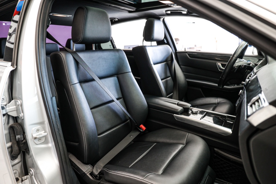 Used Mercedes-Benz E-Class 4dr Sdn E350 Luxury 4MATIC 2016 | 26 Motors Long Island. ELMONT, New York Used Mercedes-Benz E-Class 4dr Sdn E350 Luxury 4MATIC 2016 | 26 Motors Long Island. ELMONT, New York