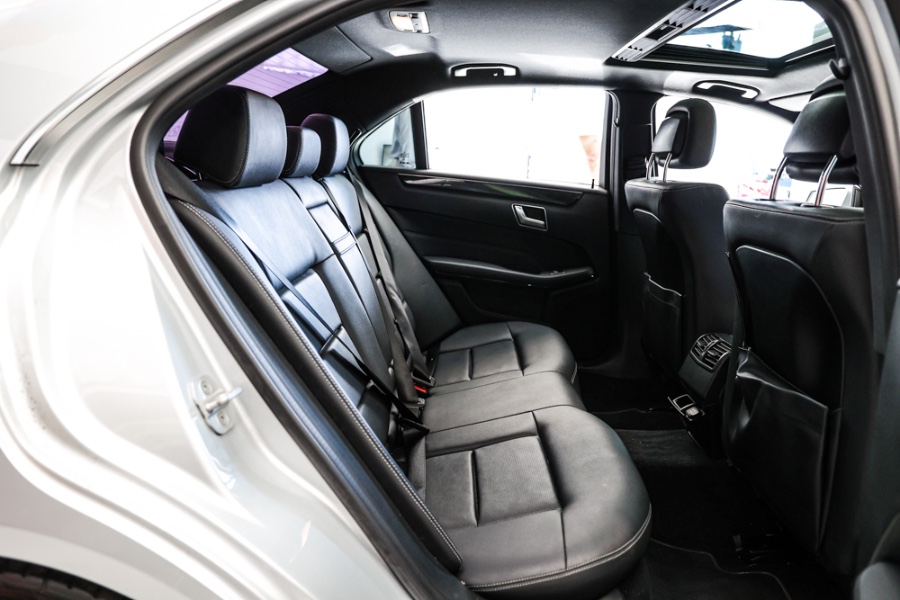 Used Mercedes-Benz E-Class 4dr Sdn E350 Luxury 4MATIC 2016 | 26 Motors Long Island. ELMONT, New York Used Mercedes-Benz E-Class 4dr Sdn E350 Luxury 4MATIC 2016 | 26 Motors Long Island. ELMONT, New York