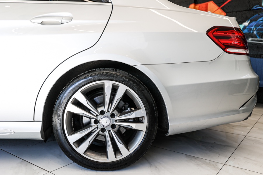 Used Mercedes-Benz E-Class 4dr Sdn E350 Luxury 4MATIC 2016 | 26 Motors Long Island. ELMONT, New York Used Mercedes-Benz E-Class 4dr Sdn E350 Luxury 4MATIC 2016 | 26 Motors Long Island. ELMONT, New York