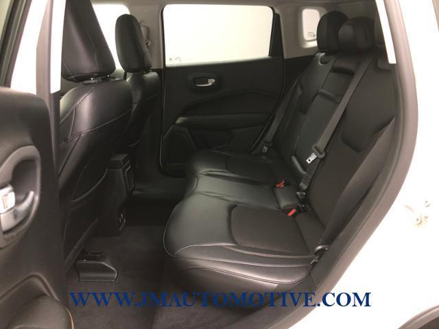 Used Jeep Compass Latitude 4x4 2017 | J&M Automotive Sls&Svc LLC. Naugatuck, Connecticut Used Jeep Compass Latitude 4x4 2017 | J&M Automotive Sls&Svc LLC. Naugatuck, Connecticut