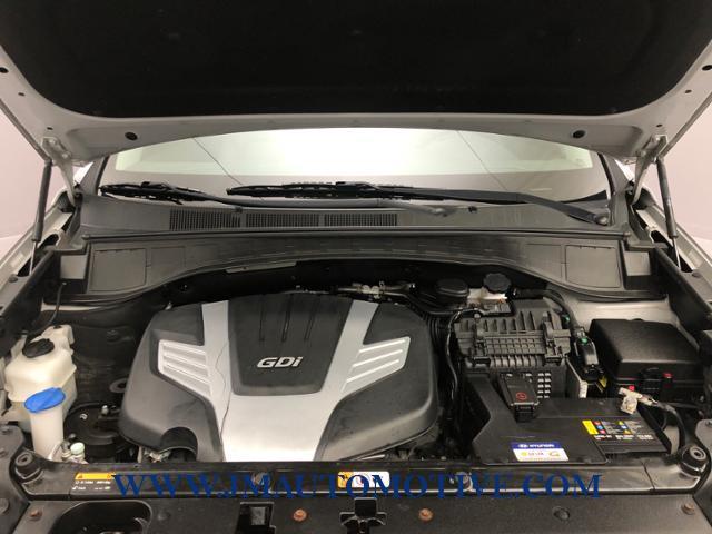 2017 Hyundai Santa Fe Limited Ultimate 3.3L Auto AWD, available for sale in Naugatuck, Connecticut | J&M Automotive Sls&Svc LLC. Naugatuck, Connecticut 2017 Hyundai Santa Fe Limited Ultimate 3.3L Auto AWD, available for sale in Naugatuck, Connecticut | J&M Automotive Sls&Svc LLC. Naugatuck, Connecticut