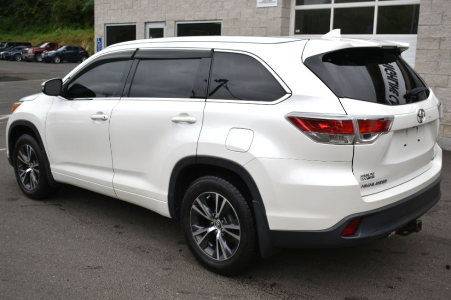 2016 Toyota Highlander AWD 4dr V6 XLE, available for sale in Waterbury, Connecticut | Highline Car Connection. Waterbury, Connecticut 2016 Toyota Highlander AWD 4dr V6 XLE, available for sale in Waterbury, Connecticut | Highline Car Connection. Waterbury, Connecticut