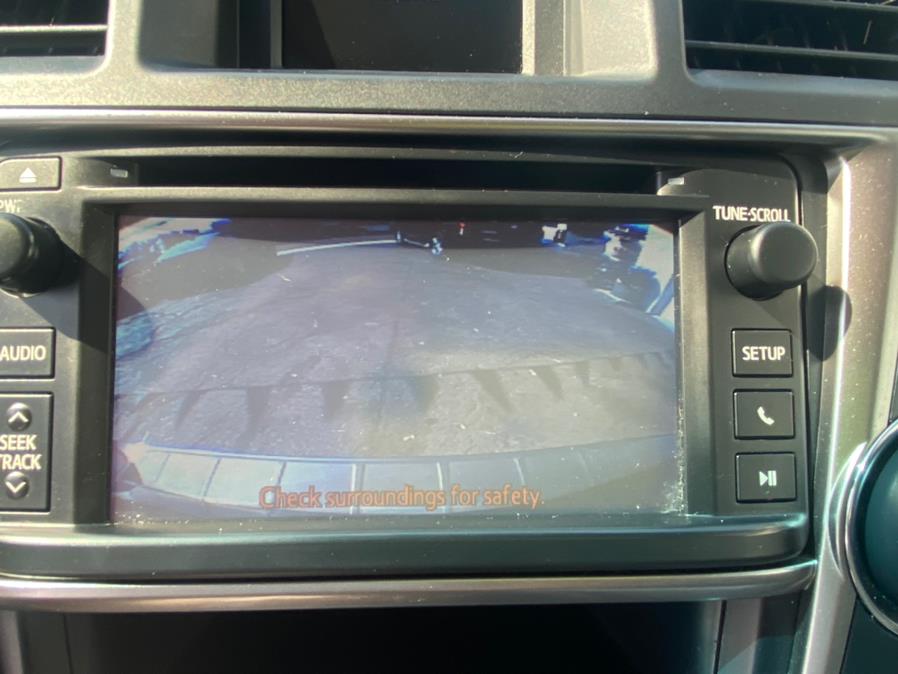 Used Toyota Highlander 4WD 4dr V6 SE (Natl) 2013 | CT Auto. Bridgeport, Connecticut Used Toyota Highlander 4WD 4dr V6 SE (Natl) 2013 | CT Auto. Bridgeport, Connecticut