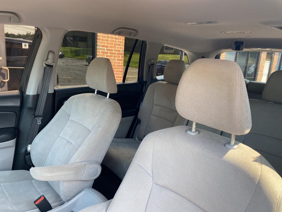Used Honda Pilot LX AWD 2019 | Newfield Auto Sales. Middletown, Connecticut Used Honda Pilot LX AWD 2019 | Newfield Auto Sales. Middletown, Connecticut