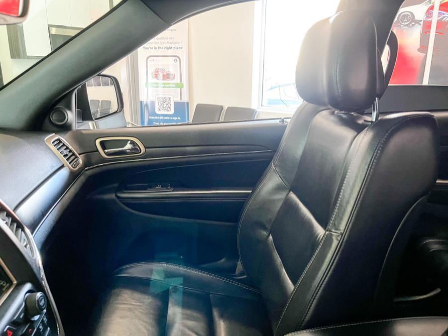 2017 Jeep Grand Cherokee Limited 4x4, available for sale in Franklin Square, New York | Luxury Motor Club. Franklin Square, New York 2017 Jeep Grand Cherokee Limited 4x4, available for sale in Franklin Square, New York | Luxury Motor Club. Franklin Square, New York