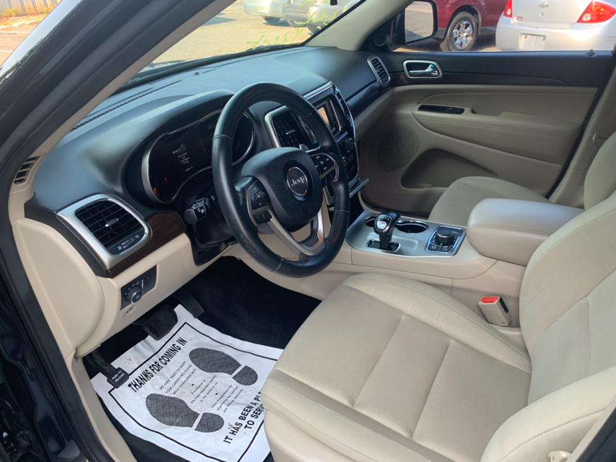 2014 Jeep Grand Cherokee 4WD 4dr LIMITED, available for sale in Taunton, Massachusetts | Rt 138 Auto Center Inc . Taunton, Massachusetts 2014 Jeep Grand Cherokee 4WD 4dr LIMITED, available for sale in Taunton, Massachusetts | Rt 138 Auto Center Inc . Taunton, Massachusetts