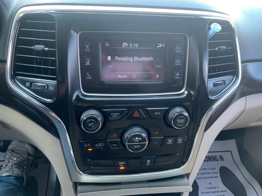 2014 Jeep Grand Cherokee 4WD 4dr LIMITED, available for sale in Taunton, Massachusetts | Rt 138 Auto Center Inc . Taunton, Massachusetts 2014 Jeep Grand Cherokee 4WD 4dr LIMITED, available for sale in Taunton, Massachusetts | Rt 138 Auto Center Inc . Taunton, Massachusetts