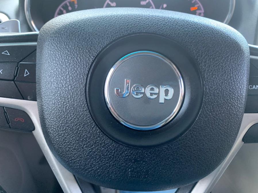 2014 Jeep Grand Cherokee 4WD 4dr LIMITED, available for sale in Taunton, Massachusetts | Rt 138 Auto Center Inc . Taunton, Massachusetts 2014 Jeep Grand Cherokee 4WD 4dr LIMITED, available for sale in Taunton, Massachusetts | Rt 138 Auto Center Inc . Taunton, Massachusetts