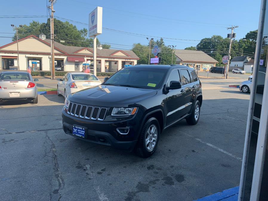 2014 Jeep Grand Cherokee 4WD 4dr LIMITED, available for sale in Taunton, Massachusetts | Rt 138 Auto Center Inc . Taunton, Massachusetts 2014 Jeep Grand Cherokee 4WD 4dr LIMITED, available for sale in Taunton, Massachusetts | Rt 138 Auto Center Inc . Taunton, Massachusetts