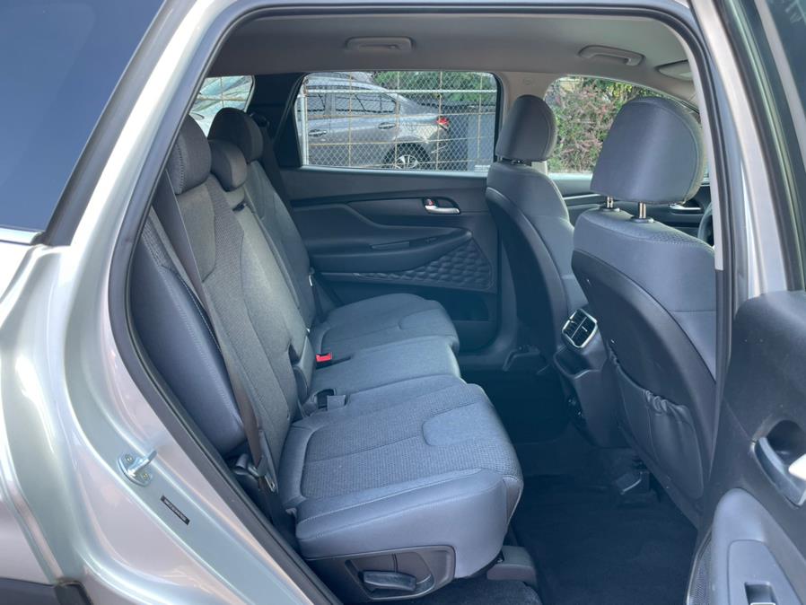 2019 Hyundai Santa Fe SE 2.4L Auto AWD, available for sale in Brooklyn, NY
