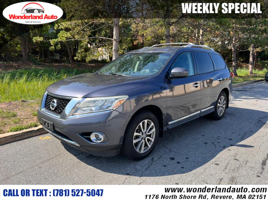 2014 Nissan Pathfinder 4WD 4dr S, available for sale in Revere, Massachusetts | Wonderland Auto. Revere, Massachusetts