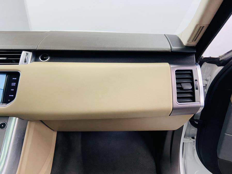 2015 Land Rover Range Rover Sport 4WD 4dr HSE, available for sale in Linden, New Jersey | East Coast Auto Group. Linden, New Jersey 2015 Land Rover Range Rover Sport 4WD 4dr HSE, available for sale in Linden, New Jersey | East Coast Auto Group. Linden, New Jersey