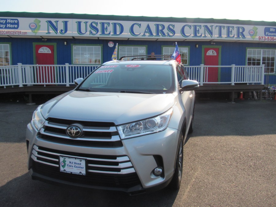 2019 Toyota Highlander XLE V6 FWD (Natl), available for sale in Irvington, New Jersey | NJ Used Cars Center. Irvington, New Jersey 2019 Toyota Highlander XLE V6 FWD (Natl), available for sale in Irvington, New Jersey | NJ Used Cars Center. Irvington, New Jersey