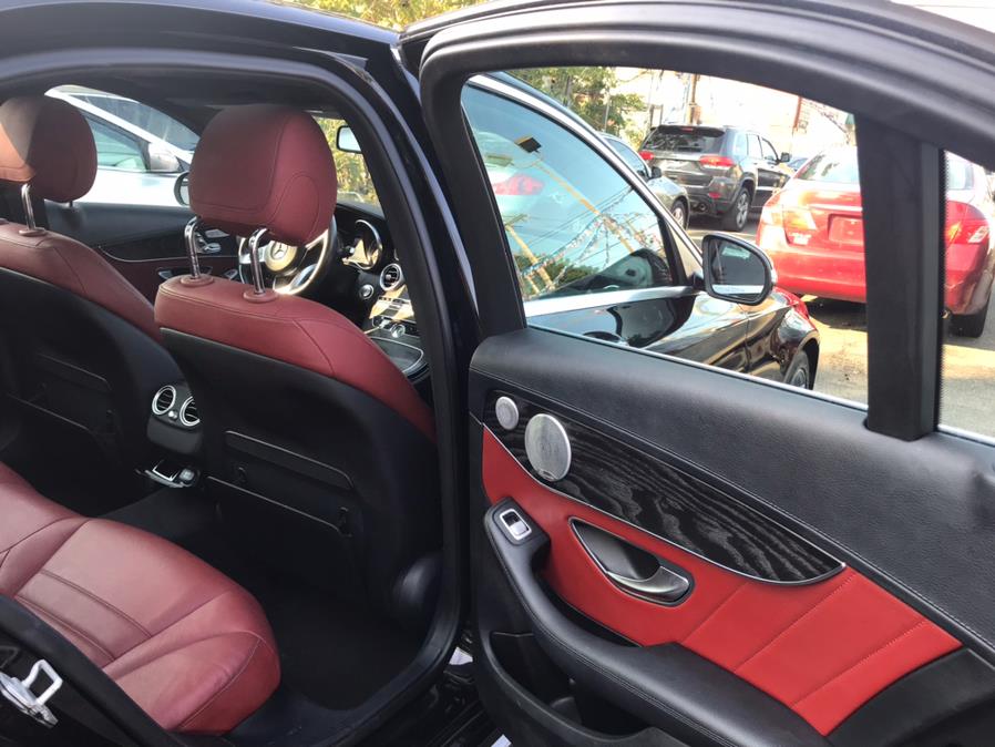 Used Mercedes-Benz C-Class 4dr Sdn C 300 Luxury 4MATIC 2015 | Car Valley Group. Jersey City, New Jersey Used Mercedes-Benz C-Class 4dr Sdn C 300 Luxury 4MATIC 2015 | Car Valley Group. Jersey City, New Jersey