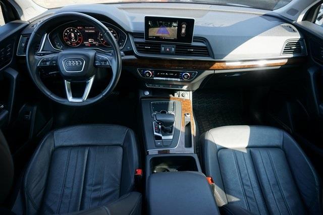 Used Audi Q5 2.0T Premium Plus 2019 | Blasius of Danbury. Danbury, Connecticut Used Audi Q5 2.0T Premium Plus 2019 | Blasius of Danbury. Danbury, Connecticut