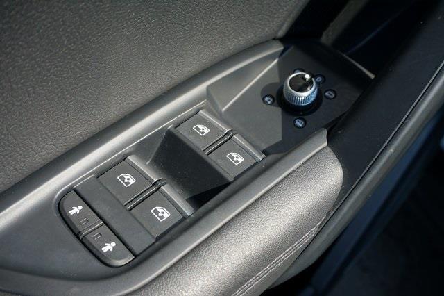 Used Audi Q5 2.0T Premium Plus 2019 | Blasius of Danbury. Danbury, Connecticut Used Audi Q5 2.0T Premium Plus 2019 | Blasius of Danbury. Danbury, Connecticut