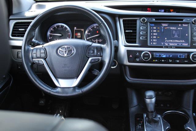 Used Toyota Highlander XLE 2018 | NY Luxury Motors. Elmont, New York Used Toyota Highlander XLE 2018 | NY Luxury Motors. Elmont, New York