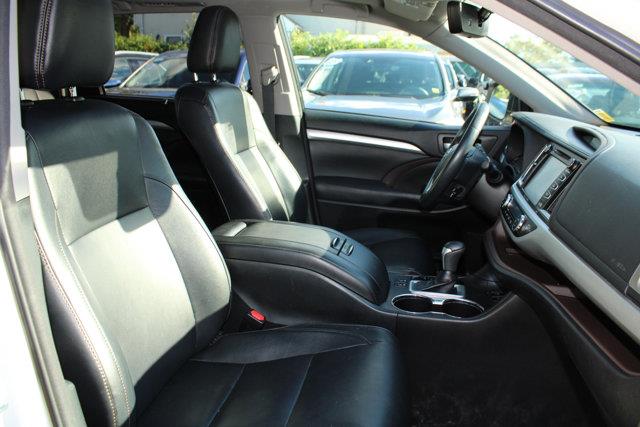 Used Toyota Highlander XLE 2018 | NY Luxury Motors. Elmont, New York Used Toyota Highlander XLE 2018 | NY Luxury Motors. Elmont, New York