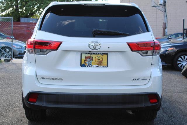 Used Toyota Highlander XLE 2018 | NY Luxury Motors. Elmont, New York Used Toyota Highlander XLE 2018 | NY Luxury Motors. Elmont, New York