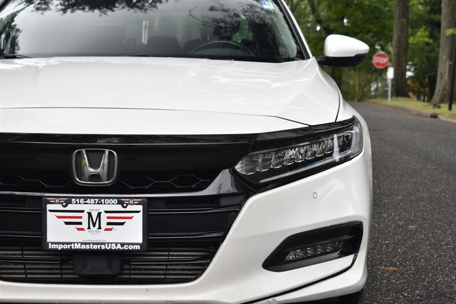 2018 Honda Accord Touring 4dr Sedan (1.5T I4), available for sale in Great Neck, New York | Camy Cars. Great Neck, New York 2018 Honda Accord Touring 4dr Sedan (1.5T I4), available for sale in Great Neck, New York | Camy Cars. Great Neck, New York