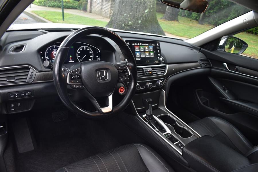 2018 Honda Accord Touring 4dr Sedan (1.5T I4), available for sale in Great Neck, New York | Camy Cars. Great Neck, New York 2018 Honda Accord Touring 4dr Sedan (1.5T I4), available for sale in Great Neck, New York | Camy Cars. Great Neck, New York