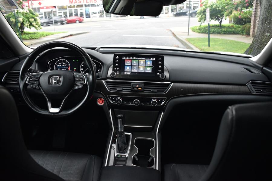2018 Honda Accord Touring 4dr Sedan (1.5T I4), available for sale in Great Neck, New York | Camy Cars. Great Neck, New York 2018 Honda Accord Touring 4dr Sedan (1.5T I4), available for sale in Great Neck, New York | Camy Cars. Great Neck, New York