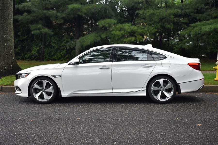 2018 Honda Accord Touring 4dr Sedan (1.5T I4), available for sale in Great Neck, New York | Camy Cars. Great Neck, New York 2018 Honda Accord Touring 4dr Sedan (1.5T I4), available for sale in Great Neck, New York | Camy Cars. Great Neck, New York