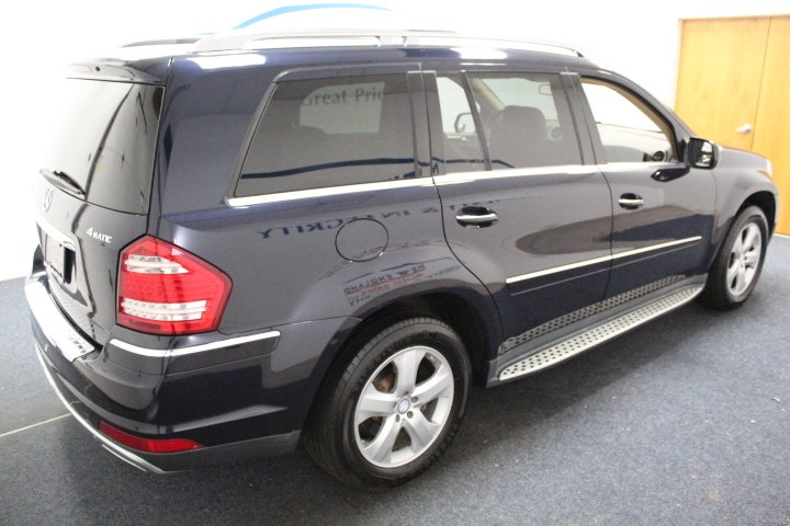 2010 Mercedes-Benz GL-Class 4MATIC 4dr GL450, available for sale in Plainville, Connecticut | New England Auto Sales LLC. Plainville, Connecticut 2010 Mercedes-Benz GL-Class 4MATIC 4dr GL450, available for sale in Plainville, Connecticut | New England Auto Sales LLC. Plainville, Connecticut
