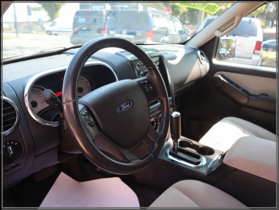 2008 Ford Explorer Sport Trac 4WD 4dr V6 XLT, available for sale in Huntington Station, New York | My Auto Inc.. Huntington Station, New York 2008 Ford Explorer Sport Trac 4WD 4dr V6 XLT, available for sale in Huntington Station, New York | My Auto Inc.. Huntington Station, New York