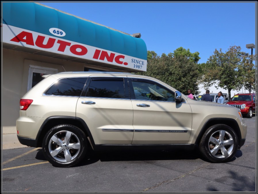 2011 Jeep Grand Cherokee 4WD 4dr Overland, available for sale in Huntington Station, New York | My Auto Inc.. Huntington Station, New York 2011 Jeep Grand Cherokee 4WD 4dr Overland, available for sale in Huntington Station, New York | My Auto Inc.. Huntington Station, New York