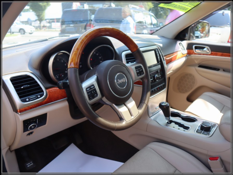 2011 Jeep Grand Cherokee 4WD 4dr Overland, available for sale in Huntington Station, New York | My Auto Inc.. Huntington Station, New York 2011 Jeep Grand Cherokee 4WD 4dr Overland, available for sale in Huntington Station, New York | My Auto Inc.. Huntington Station, New York