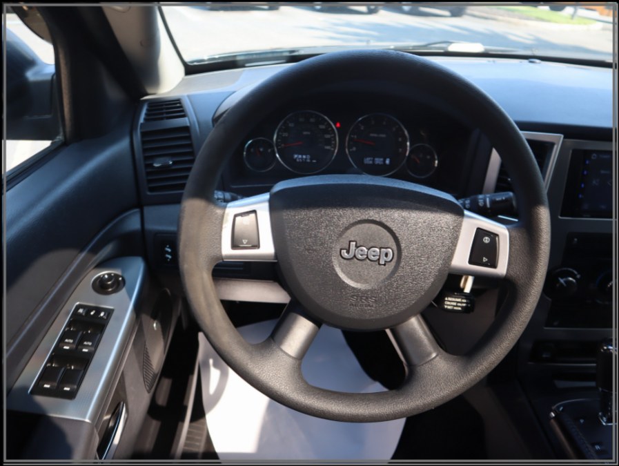 2010 Jeep Grand Cherokee 4WD 4dr Rocky Mountain, available for sale in Huntington Station, New York | My Auto Inc.. Huntington Station, New York 2010 Jeep Grand Cherokee 4WD 4dr Rocky Mountain, available for sale in Huntington Station, New York | My Auto Inc.. Huntington Station, New York