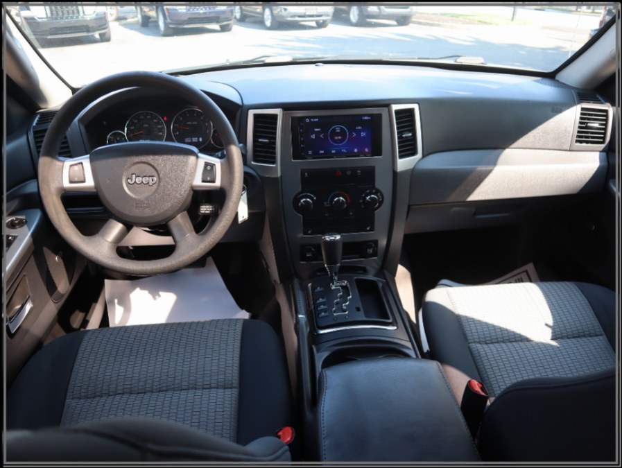 2010 Jeep Grand Cherokee 4WD 4dr Rocky Mountain, available for sale in Huntington Station, New York | My Auto Inc.. Huntington Station, New York 2010 Jeep Grand Cherokee 4WD 4dr Rocky Mountain, available for sale in Huntington Station, New York | My Auto Inc.. Huntington Station, New York