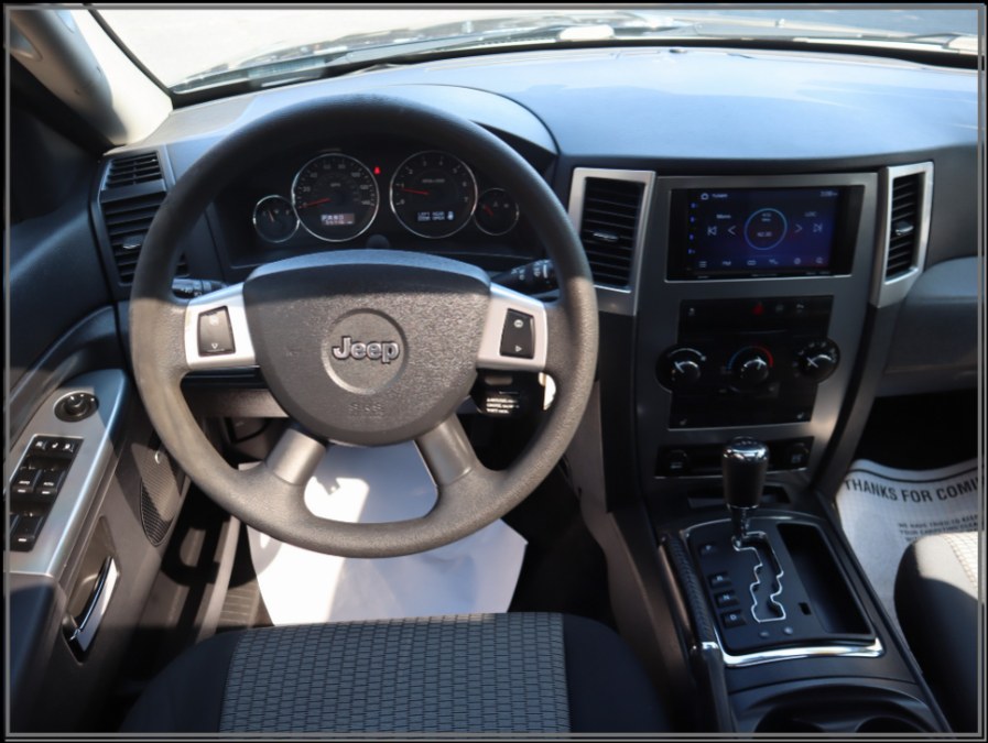 2010 Jeep Grand Cherokee 4WD 4dr Rocky Mountain, available for sale in Huntington Station, New York | My Auto Inc.. Huntington Station, New York 2010 Jeep Grand Cherokee 4WD 4dr Rocky Mountain, available for sale in Huntington Station, New York | My Auto Inc.. Huntington Station, New York