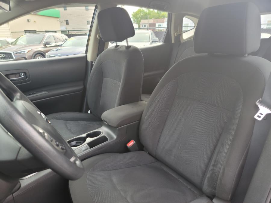 Used Nissan Rogue Select AWD 4dr S 2014 | Eugen's Auto Sales & Repairs. Philadelphia, Pennsylvania Used Nissan Rogue Select AWD 4dr S 2014 | Eugen's Auto Sales & Repairs. Philadelphia, Pennsylvania
