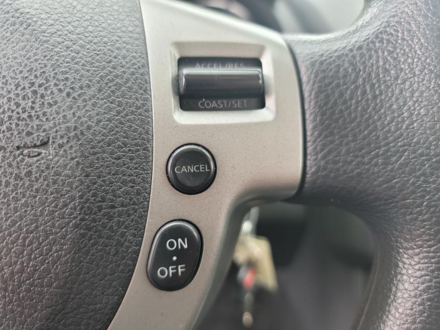 Used Nissan Rogue Select AWD 4dr S 2014 | Eugen's Auto Sales & Repairs. Philadelphia, Pennsylvania Used Nissan Rogue Select AWD 4dr S 2014 | Eugen's Auto Sales & Repairs. Philadelphia, Pennsylvania