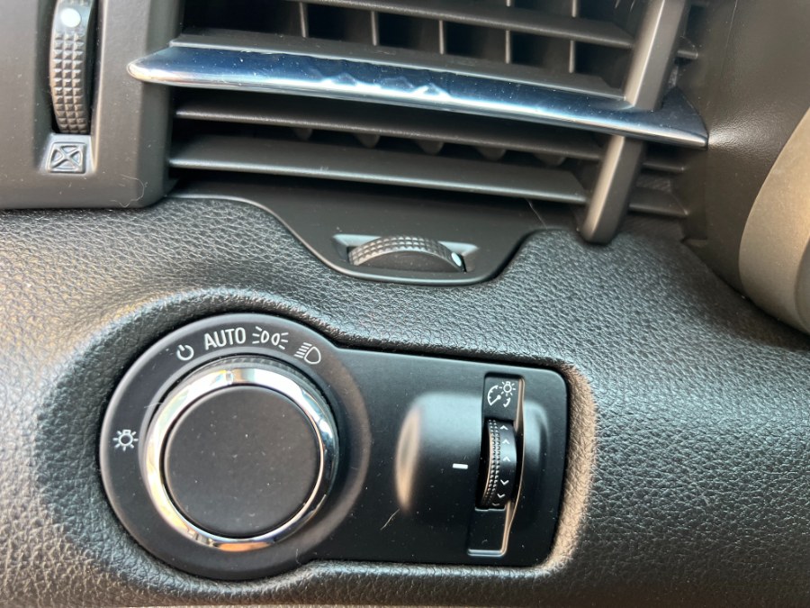 Used Chevrolet Malibu 4dr Sdn LS w/1LS 2013 | Bristol Auto Center LLC. Bristol, Connecticut Used Chevrolet Malibu 4dr Sdn LS w/1LS 2013 | Bristol Auto Center LLC. Bristol, Connecticut