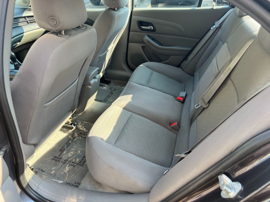 Used Chevrolet Malibu 4dr Sdn LS w/1LS 2013 | Bristol Auto Center LLC. Bristol, Connecticut Used Chevrolet Malibu 4dr Sdn LS w/1LS 2013 | Bristol Auto Center LLC. Bristol, Connecticut