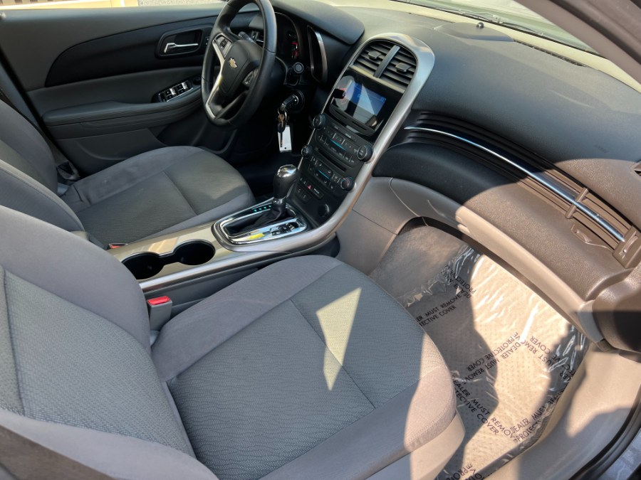 Used Chevrolet Malibu 4dr Sdn LS w/1LS 2013 | Bristol Auto Center LLC. Bristol, Connecticut Used Chevrolet Malibu 4dr Sdn LS w/1LS 2013 | Bristol Auto Center LLC. Bristol, Connecticut