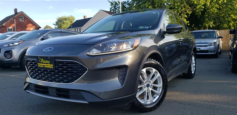 Used Ford Escape SE FWD 2020 | Victoria Preowned Autos Inc. Little Ferry, New Jersey Used Ford Escape SE FWD 2020 | Victoria Preowned Autos Inc. Little Ferry, New Jersey