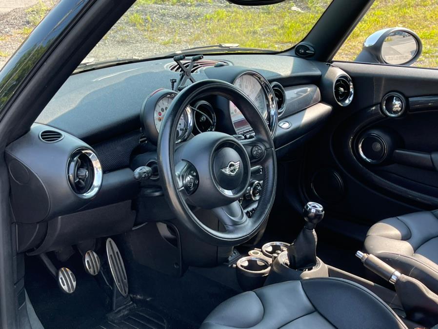 Used MINI Cooper Clubman 2dr Cpe S 2013 | New Beginning Auto Service Inc . Ashland , Massachusetts Used MINI Cooper Clubman 2dr Cpe S 2013 | New Beginning Auto Service Inc . Ashland , Massachusetts
